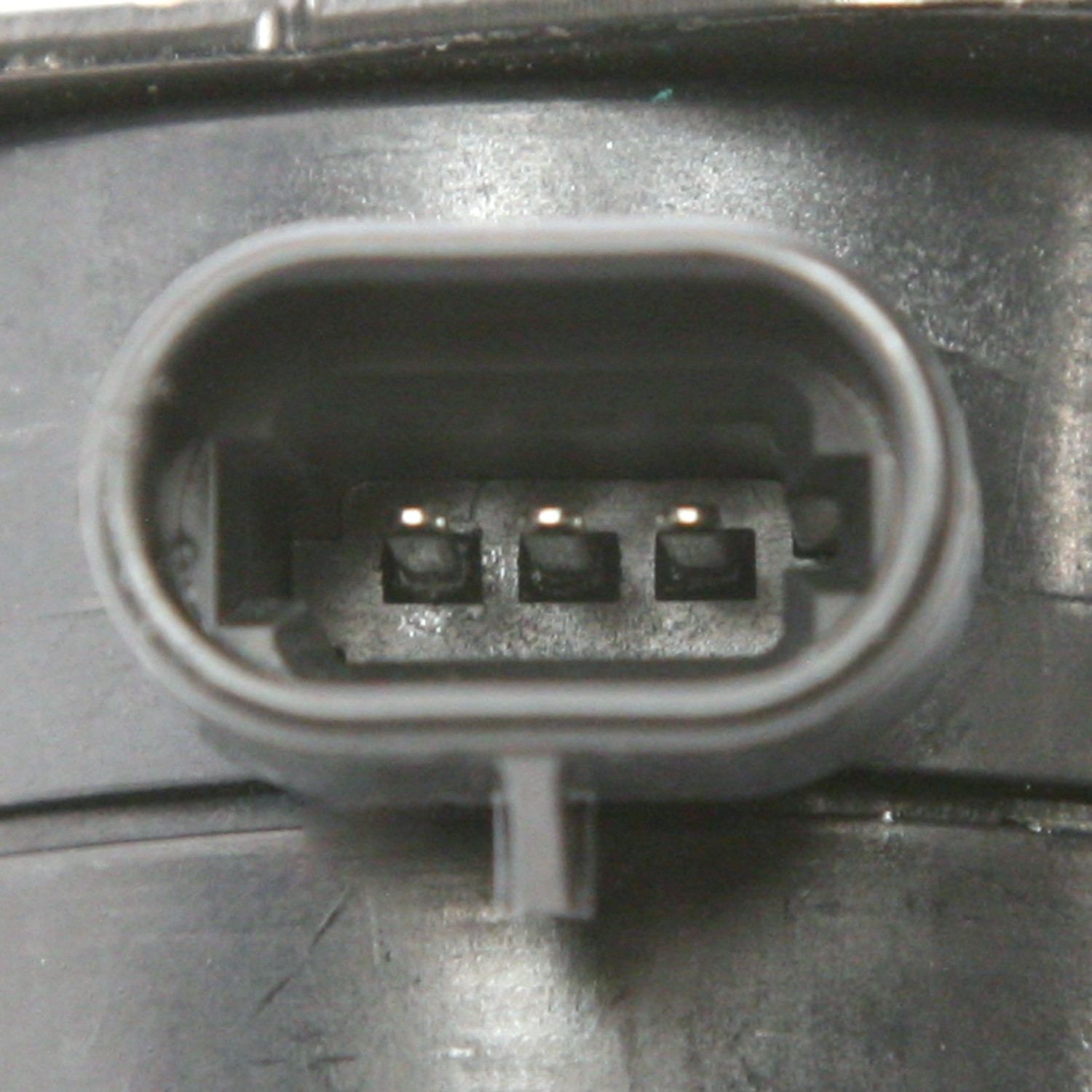 Suspension SelfLeveling Sensor fits 20042011 GMC Yukon Yukon XL 1500