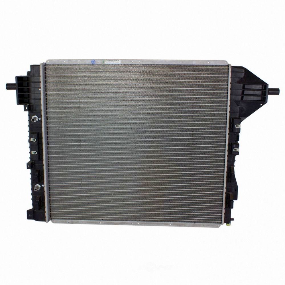 Foto de Radiador para Ford F-250 Super Duty Ford F-350 Super Duty Ford F-450 Super Duty Ford F-550 Super Duty Marca MOTORCRAFT Nmero de Parte RAD-62