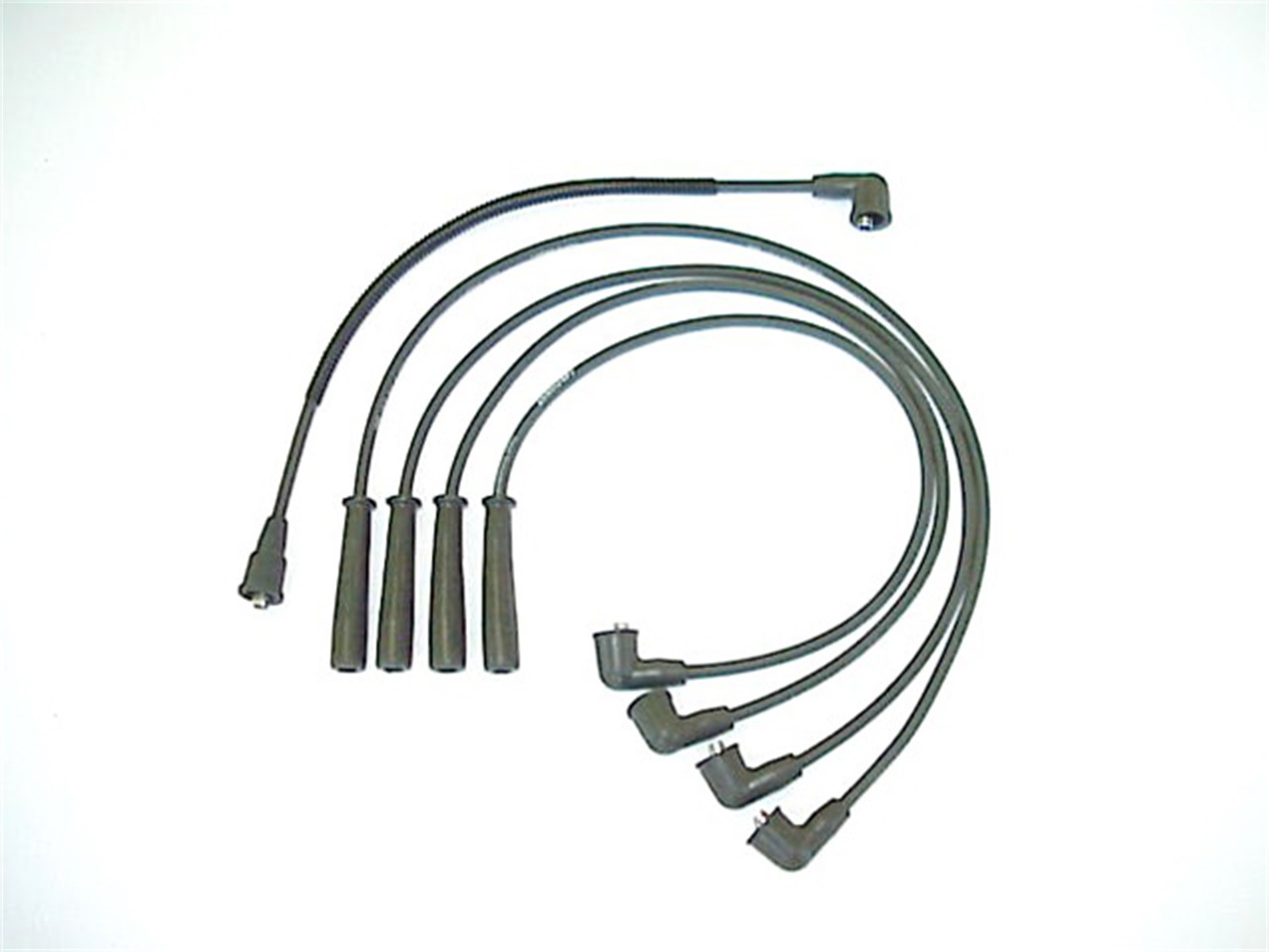 Foto de Juego de cables de buj�a para Hyundai Pony 1984 Marca PRESTOLITE PROCONNECT N�mero de Parte 104016
