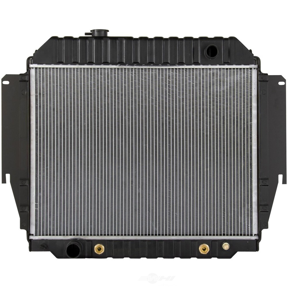 Foto de Radiador para Ford E-100 Econoline Club Wagon 1977 Marca SPECTRA Nmero de Parte CU1333
