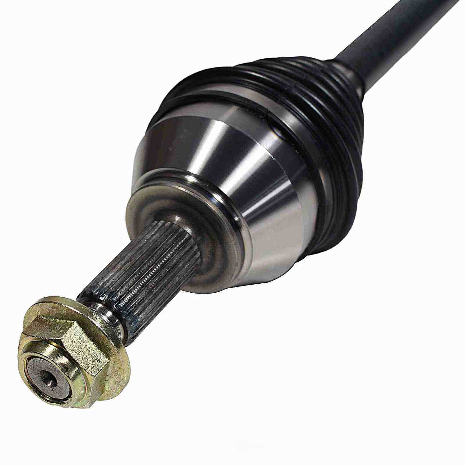 GSP NORTH AMERICA INC. - New CV Axle - AD8 - ncv11128