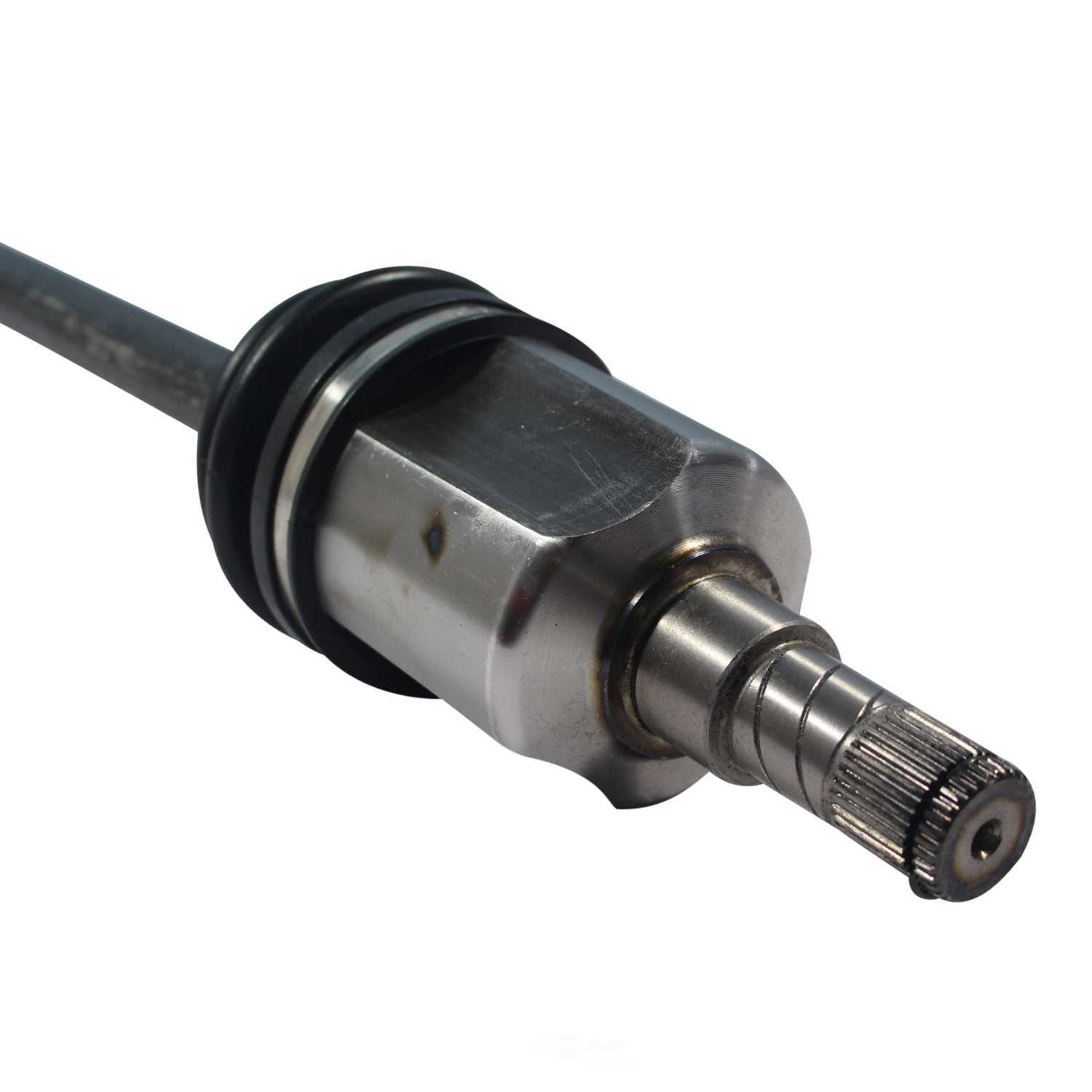 GSP NORTH AMERICA INC. - New CV Axle - AD8 - ncv10572