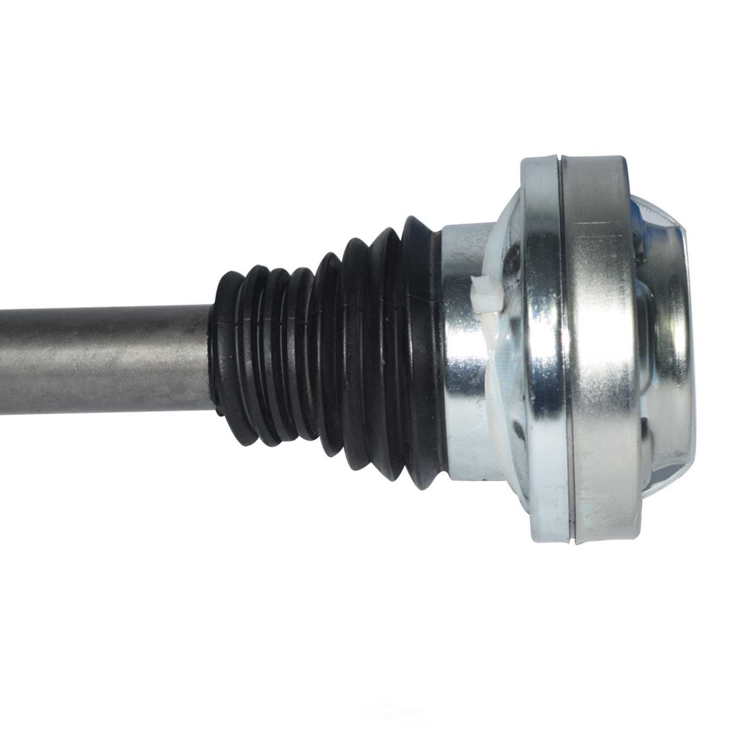 GSP NORTH AMERICA INC. - New CV Axle - AD8 - ncv27038