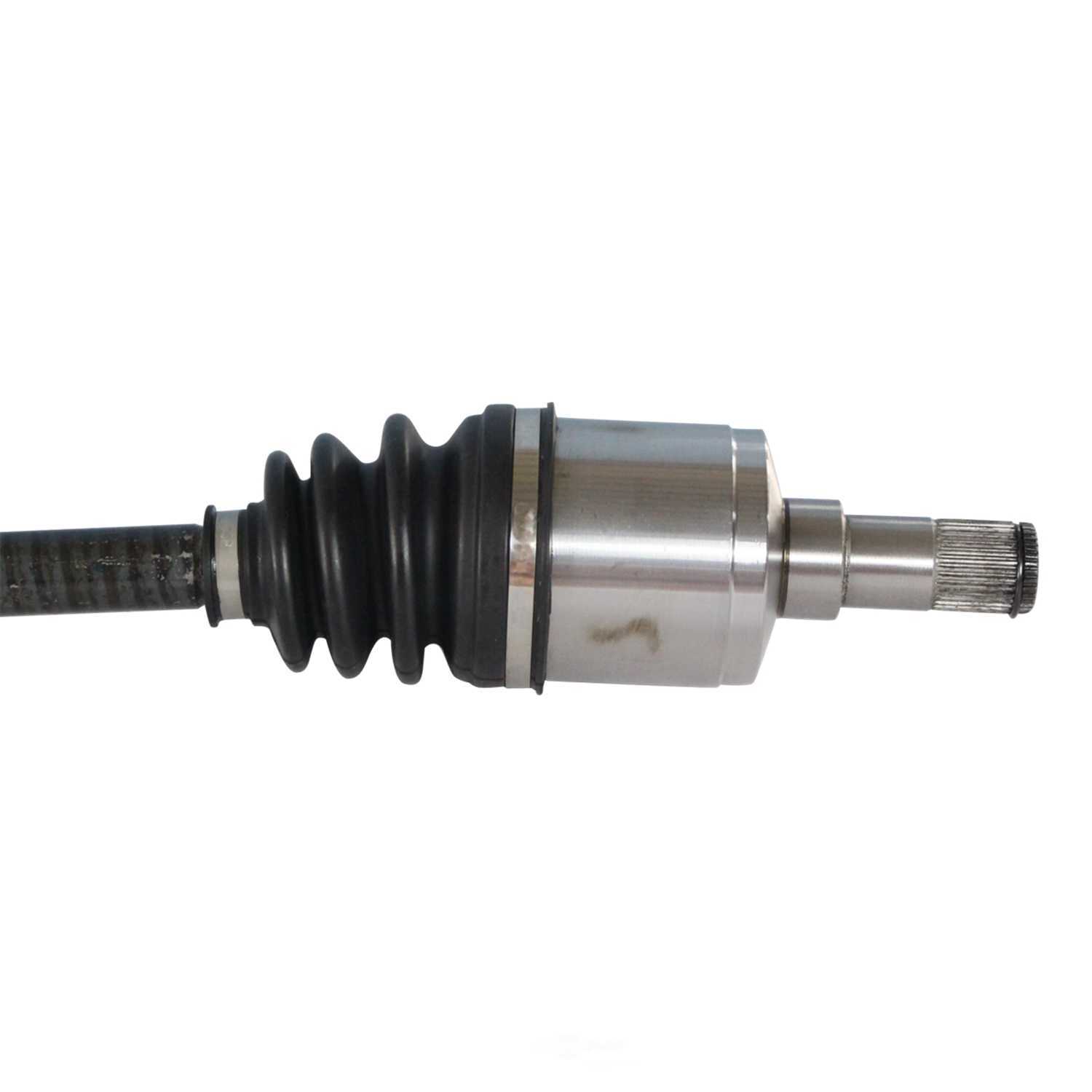 GSP NORTH AMERICA INC. - New CV Axle - AD8 - ncv40003