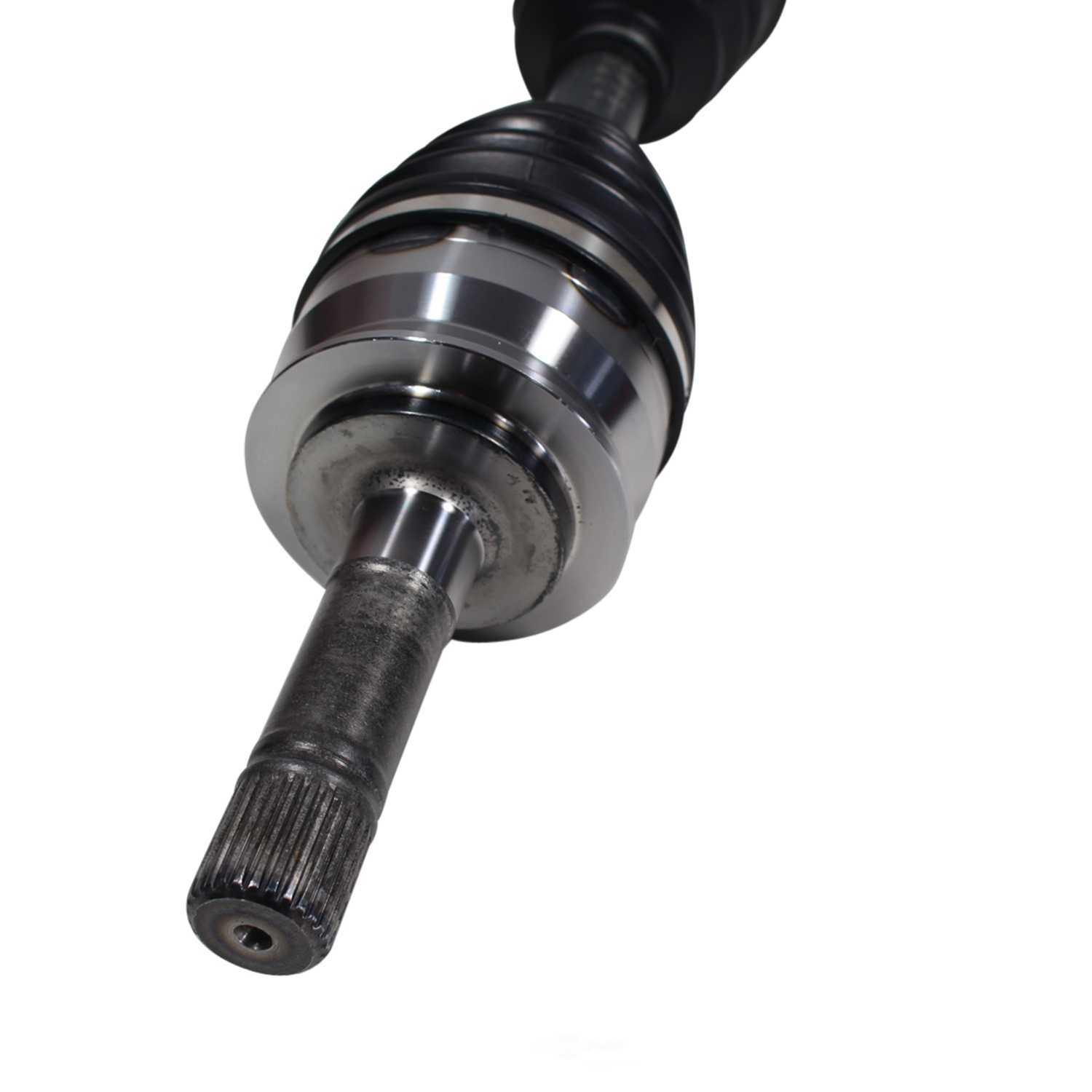 GSP NORTH AMERICA INC. - New CV Axle - AD8 - ncv47096