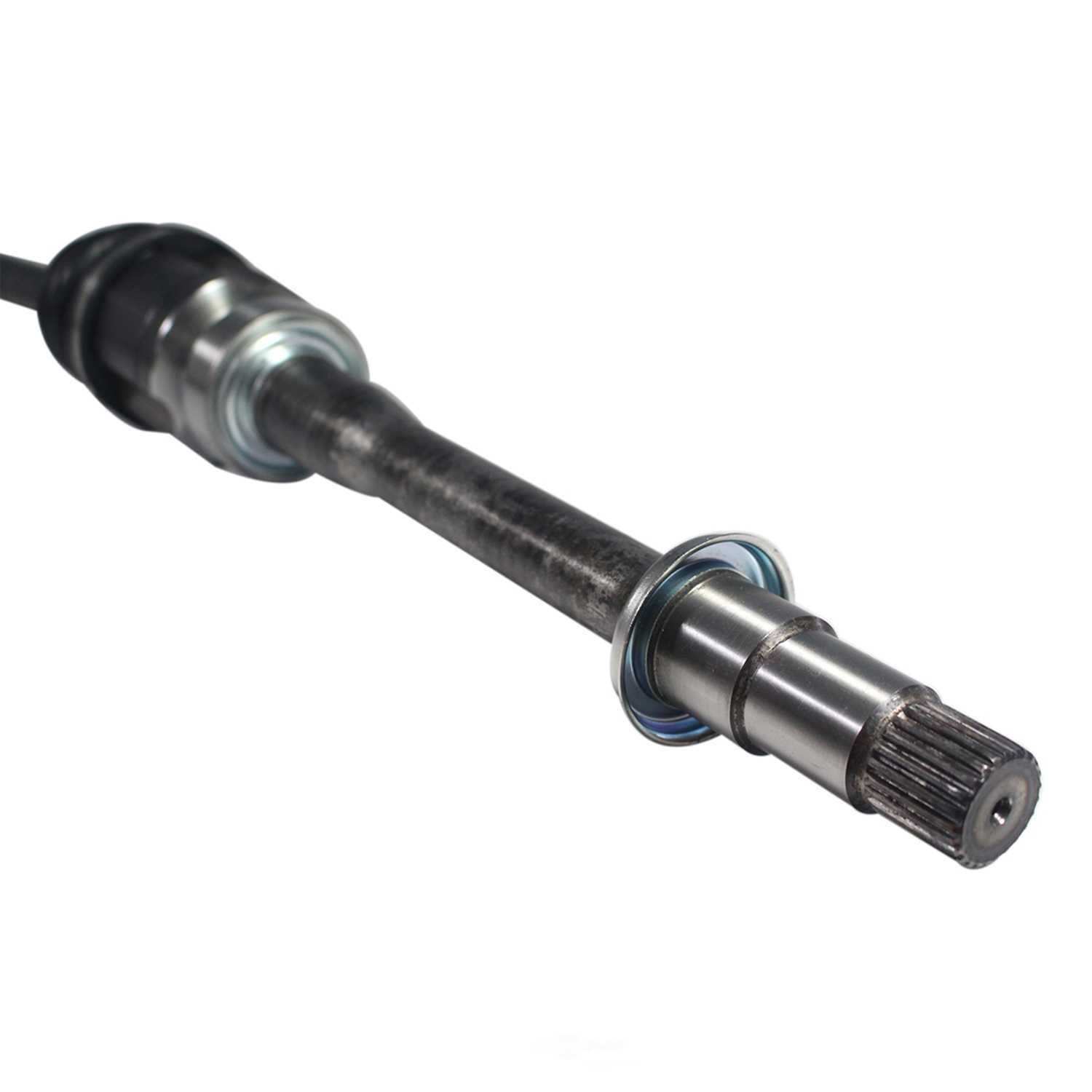 GSP NORTH AMERICA INC. - New CV Axle - AD8 - ncv69077