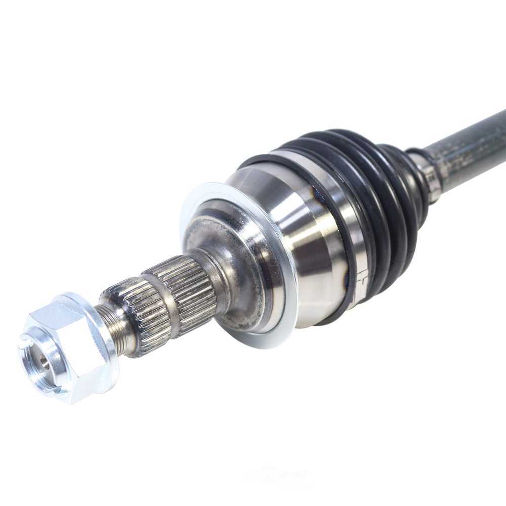 GSP NORTH AMERICA INC. - New CV Axle - AD8 - ncv16010