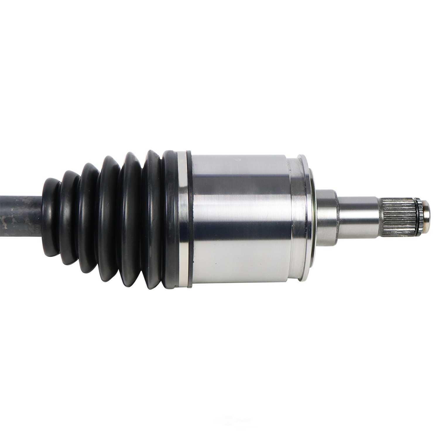 GSP NORTH AMERICA INC. - New CV Axle - AD8 - ncv69571