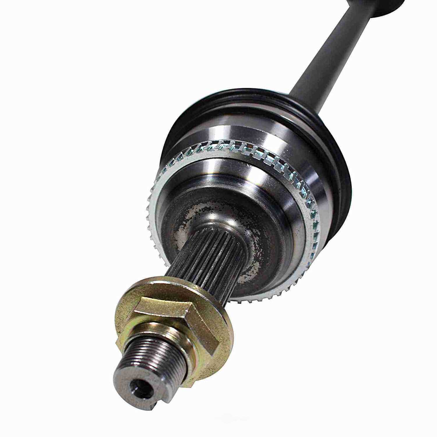 GSP NORTH AMERICA INC. - New CV Axle - AD8 - ncv69588