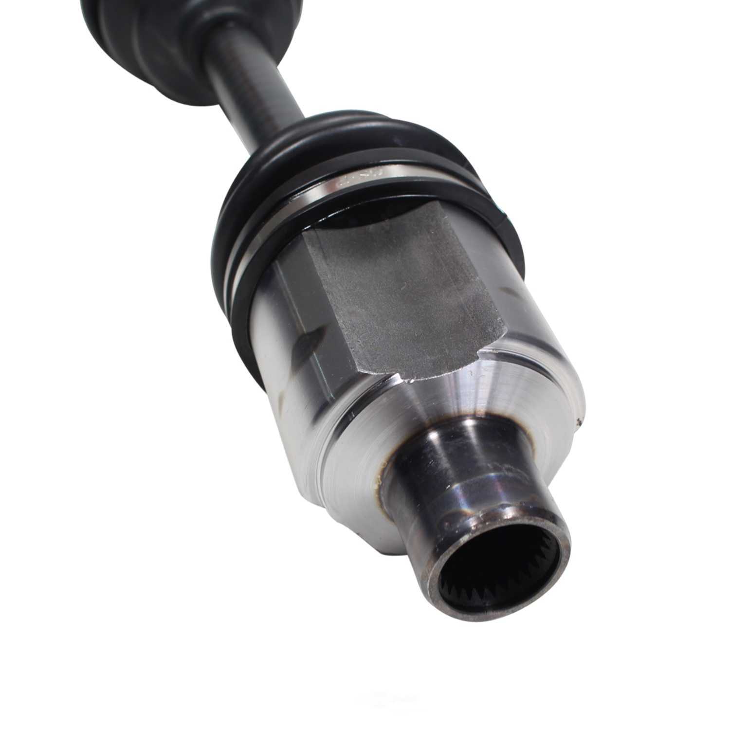GSP NORTH AMERICA INC. - New CV Axle - AD8 - ncv12518