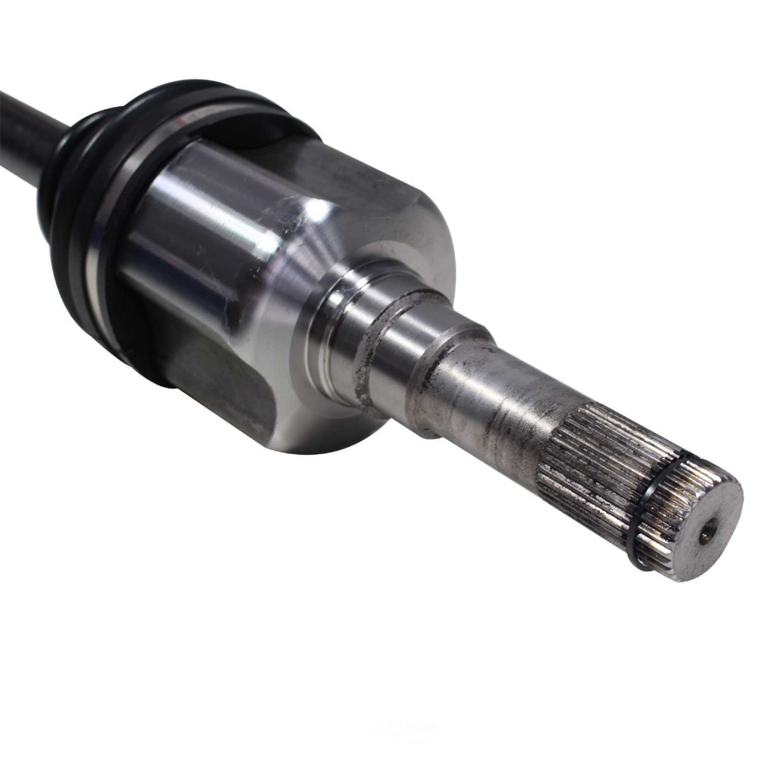 GSP NORTH AMERICA INC. - New CV Axle - AD8 - ncv11122