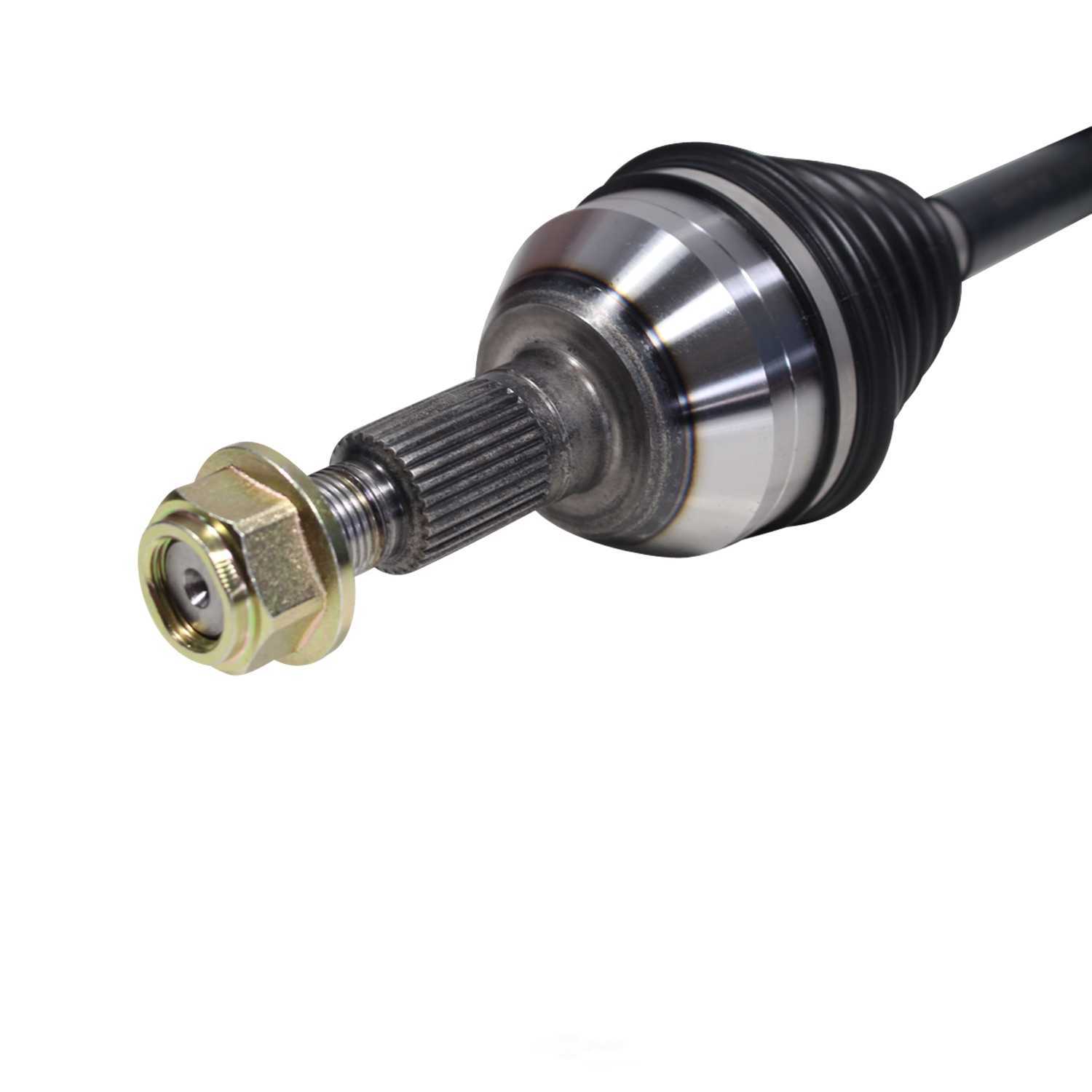 GSP NORTH AMERICA INC. - New CV Axle - AD8 - ncv10651