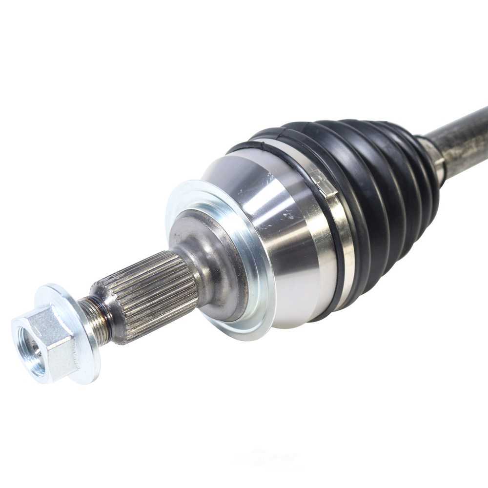GSP NORTH AMERICA INC. - New CV Axle - AD8 - ncv10116