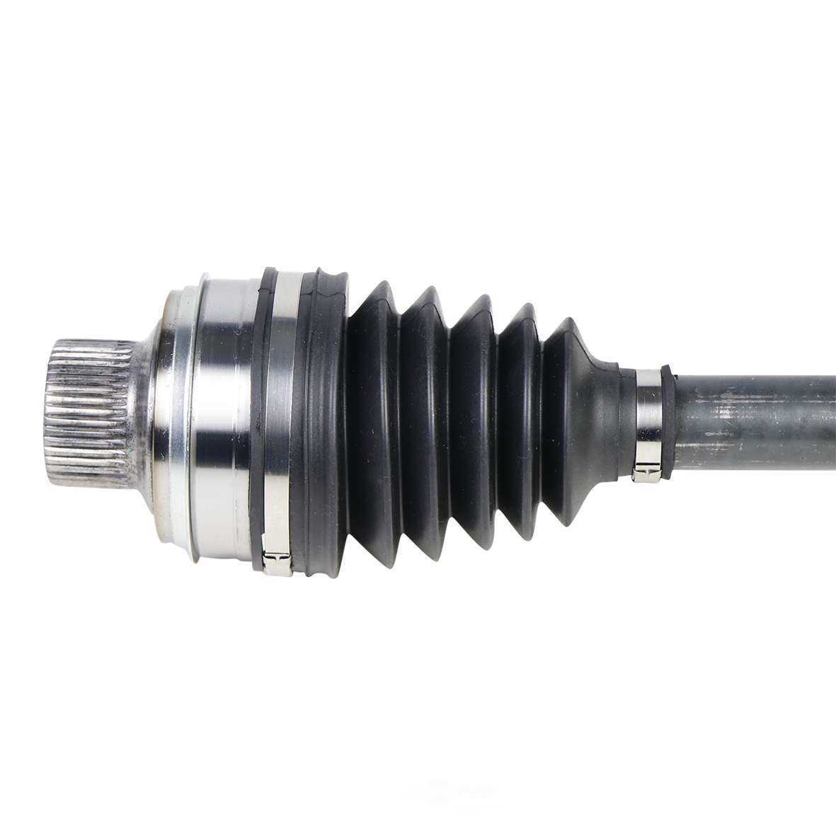 GSP NORTH AMERICA INC. - New CV Axle - AD8 - ncv23027