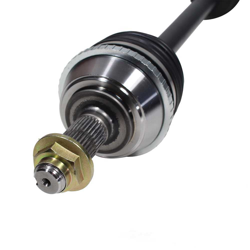 GSP NORTH AMERICA INC. - New CV Axle - AD8 - ncv21513