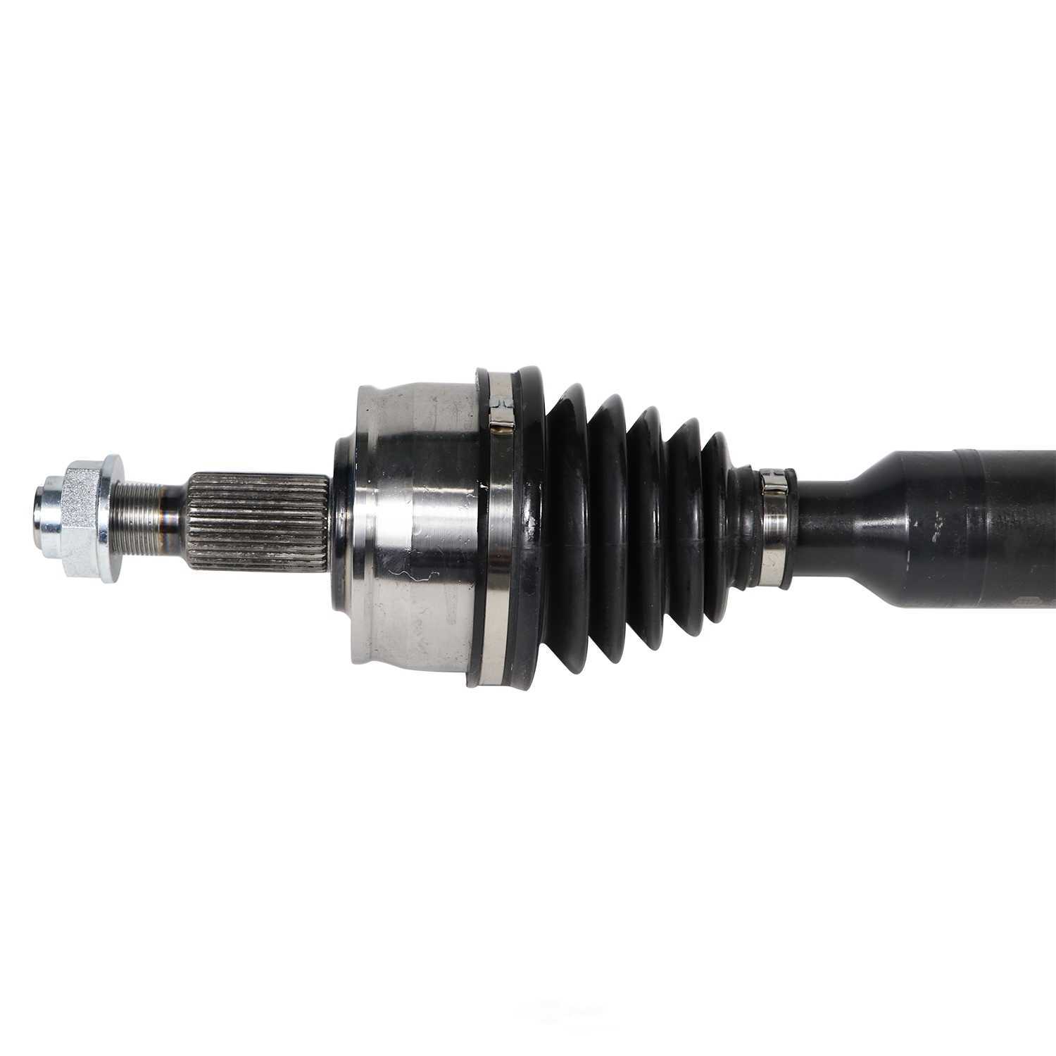 GSP NORTH AMERICA INC. - New CV Axle - AD8 - ncv82062