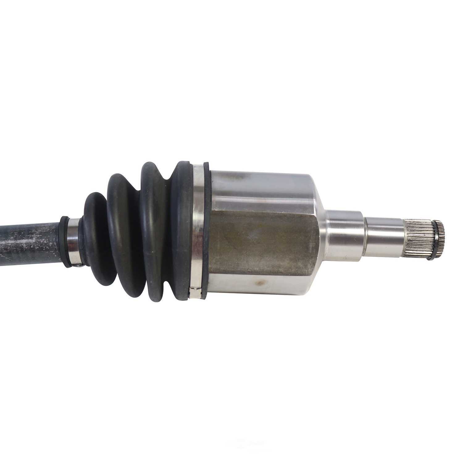 GSP NORTH AMERICA INC. - New CV Axle - AD8 - ncv10043