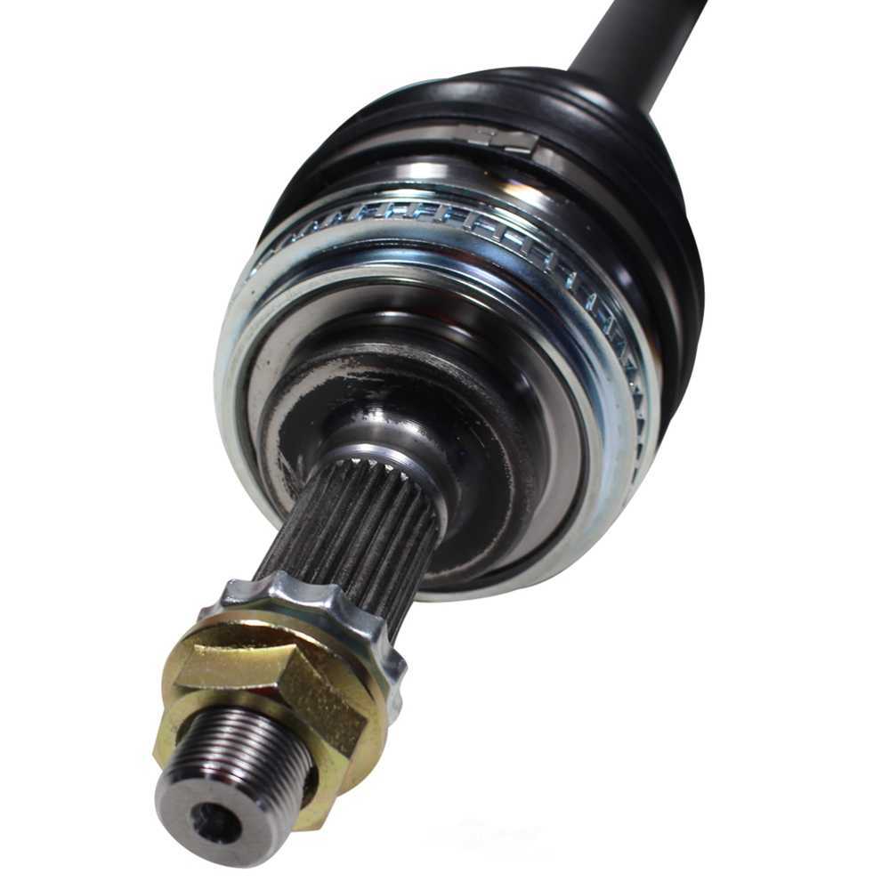 GSP NORTH AMERICA INC. - New CV Axle - AD8 NCV69567