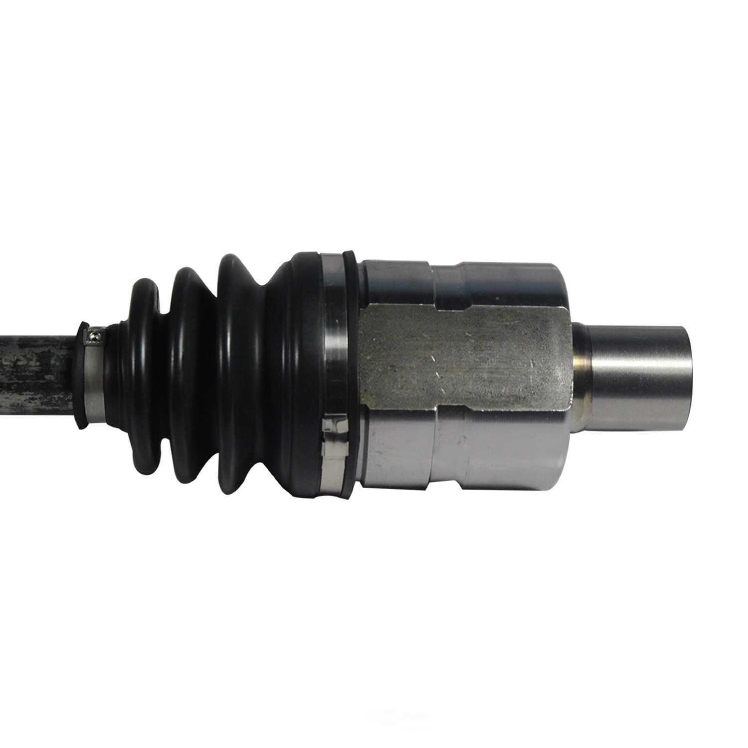 GSP NORTH AMERICA INC. - New CV Axle - AD8 - ncv10284