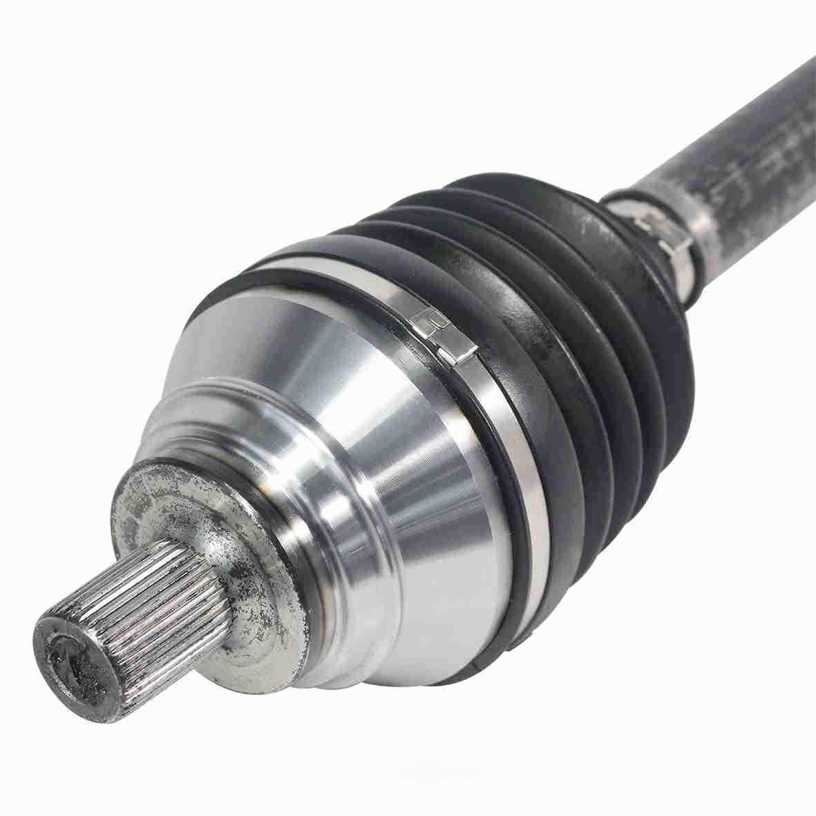 GSP NORTH AMERICA INC. - New CV Axle - AD8 - ncv23022