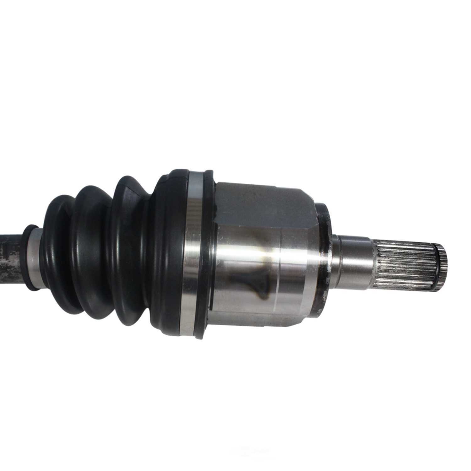 GSP NORTH AMERICA INC. - New CV Axle - AD8 NCV37089