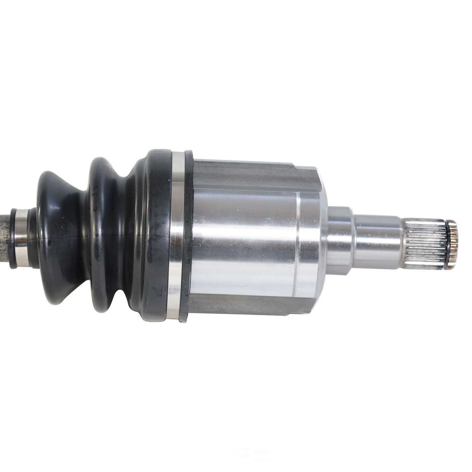 GSP NORTH AMERICA INC. - New CV Axle - AD8 NCV75117