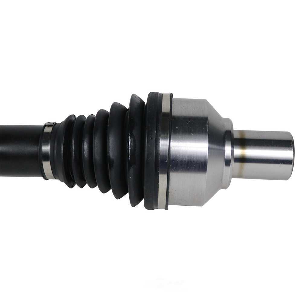 GSP NORTH AMERICA INC. - New CV Axle - AD8 - ncv76013