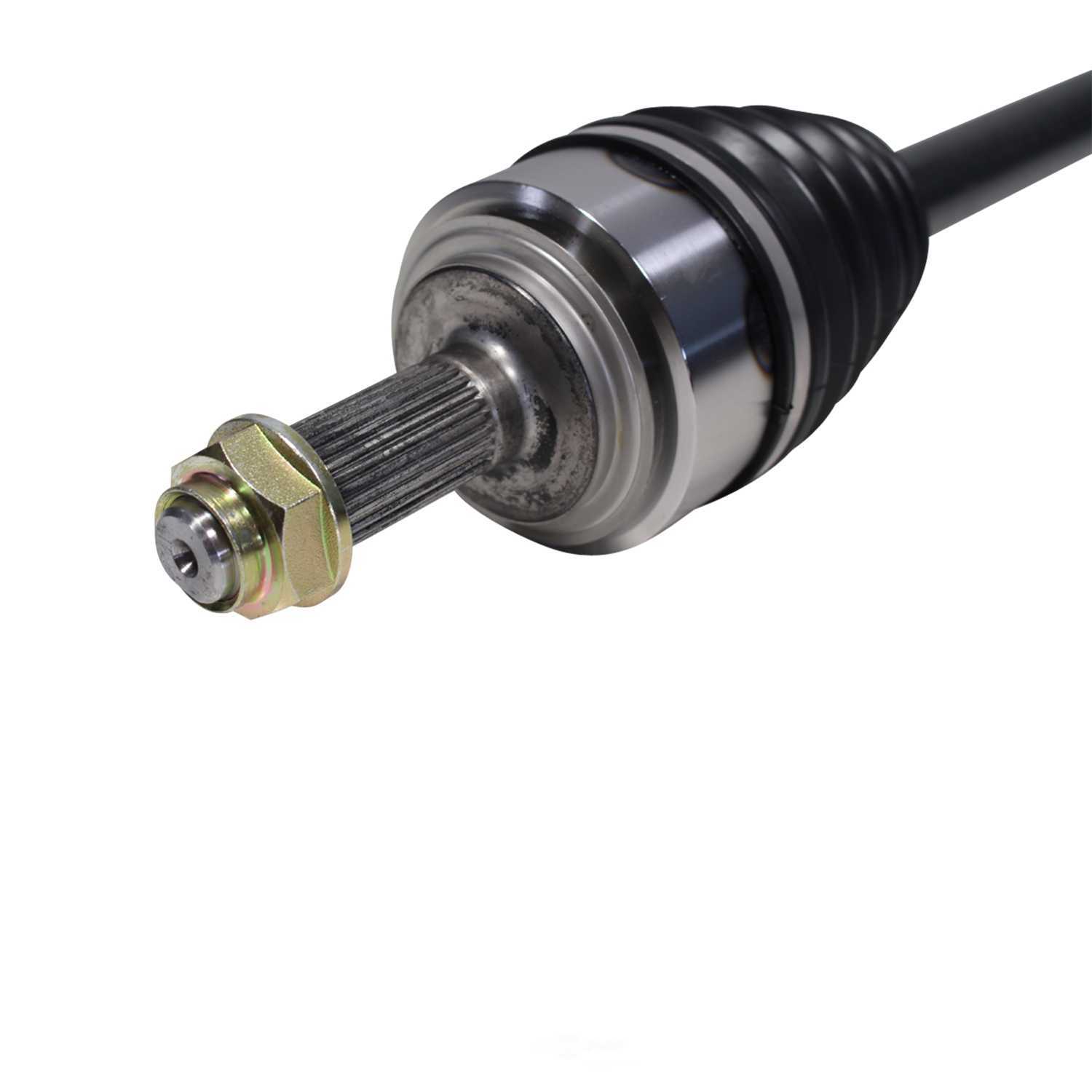 GSP NORTH AMERICA INC. - New CV Axle - AD8 - ncv21024