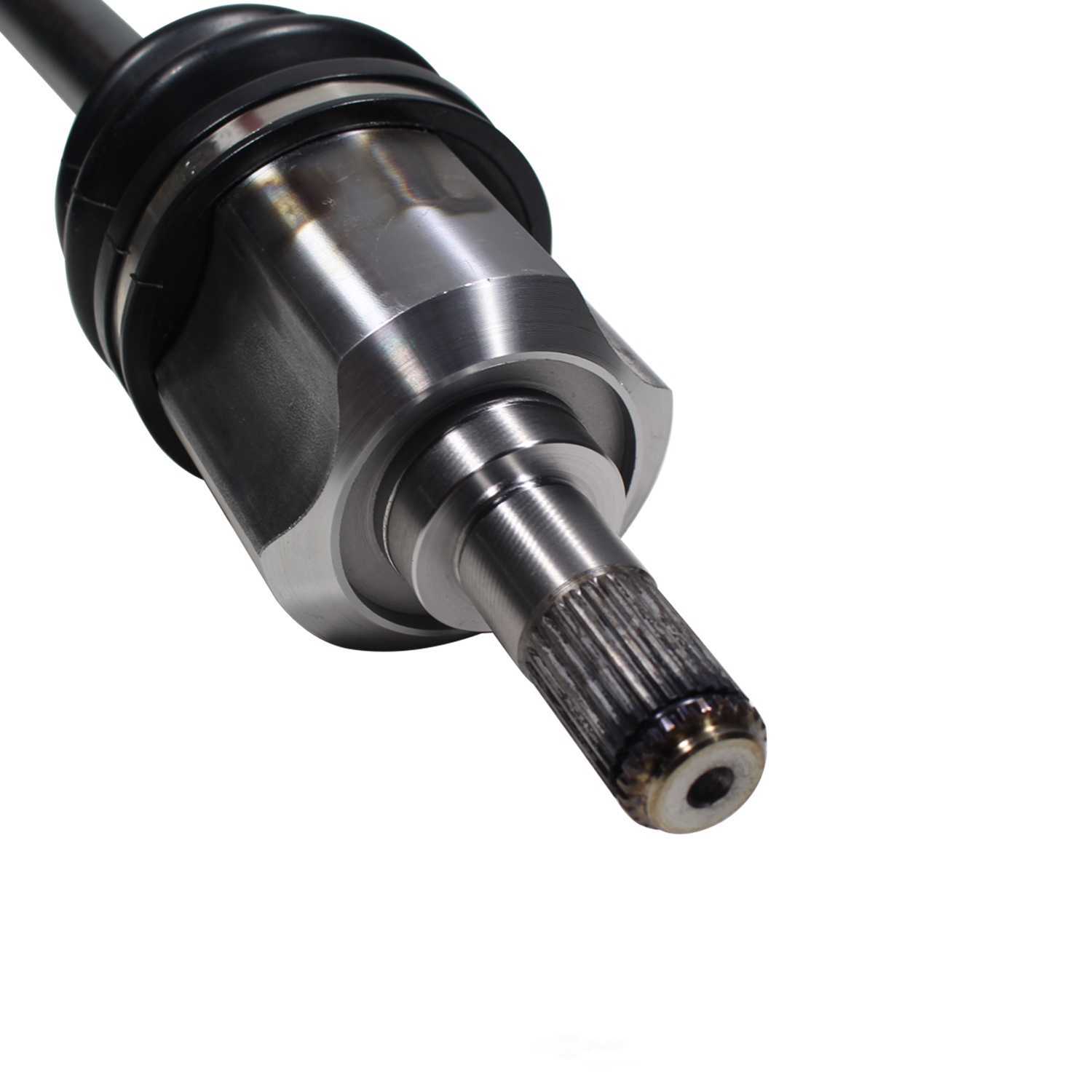 GSP NORTH AMERICA INC. - New CV Axle - AD8 NCV37530