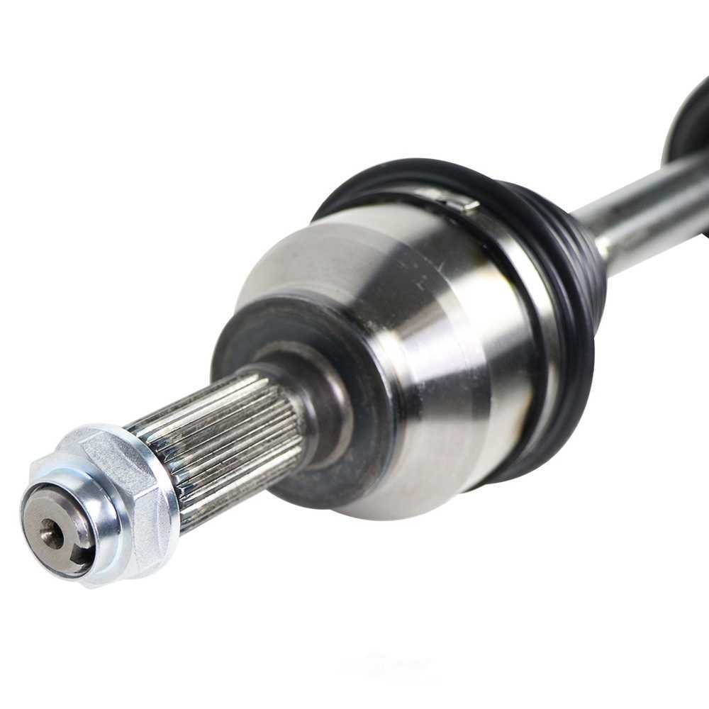 GSP NORTH AMERICA INC. - New CV Axle - AD8 NCV47526