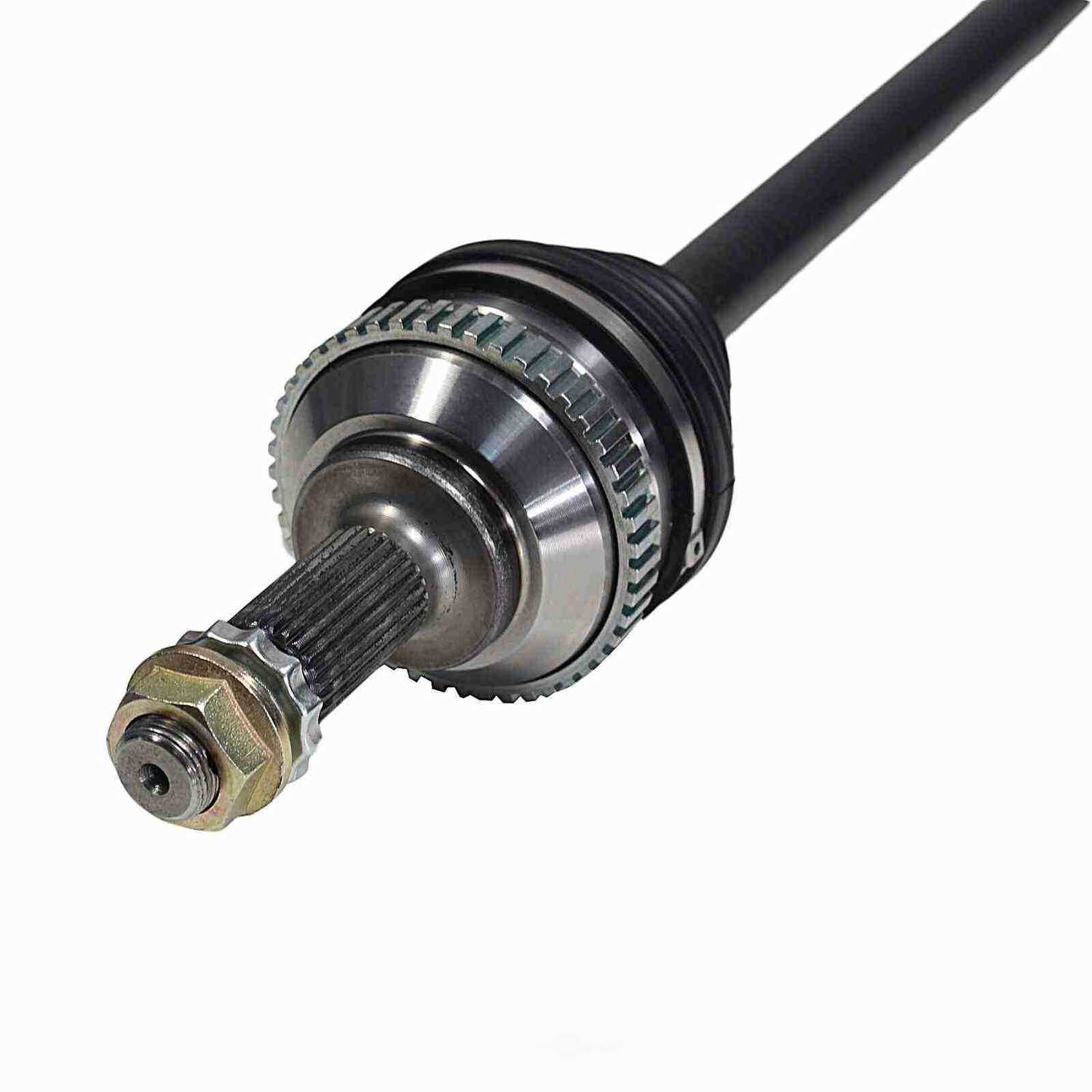 GSP NORTH AMERICA INC. - New CV Axle - AD8 NCV12527