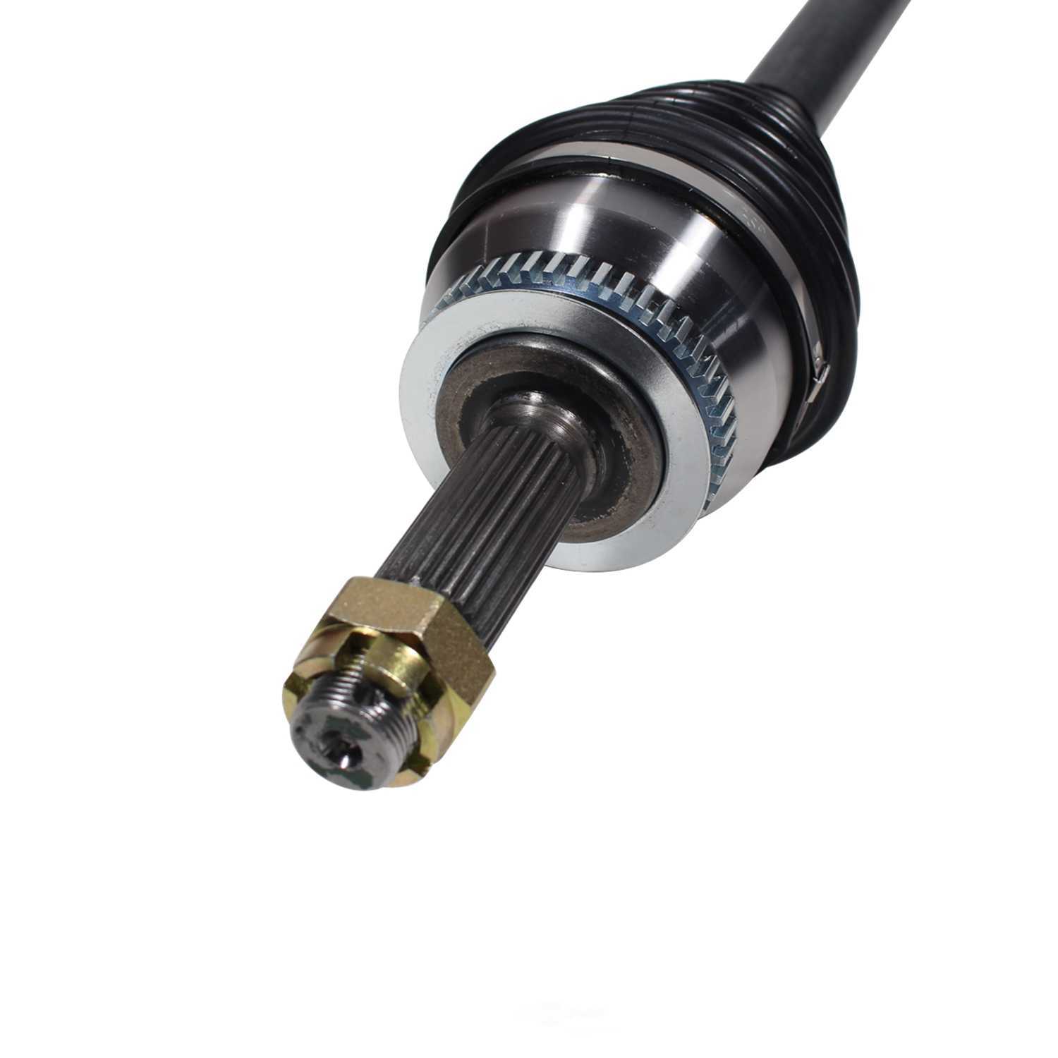 GSP NORTH AMERICA INC. - New CV Axle - AD8 NCV37530