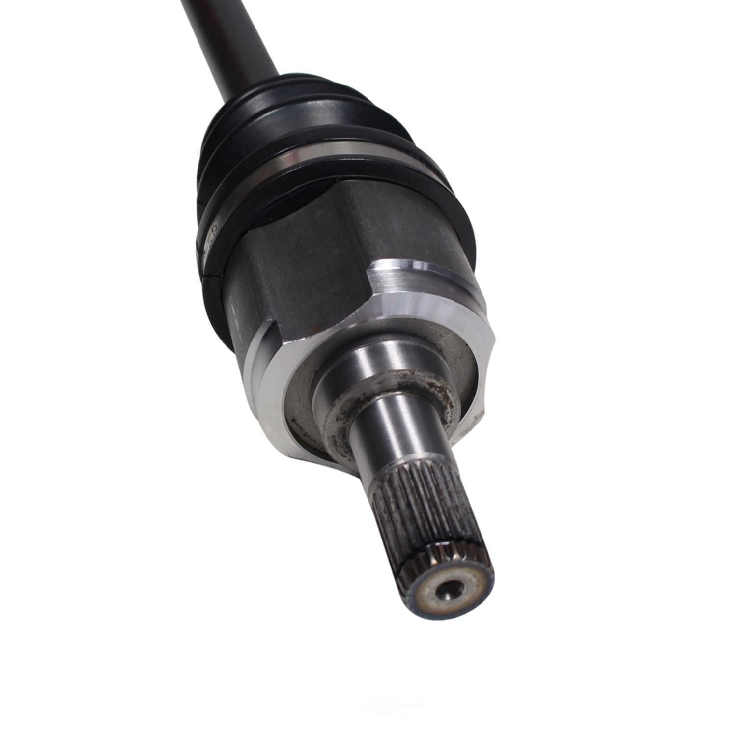 GSP NORTH AMERICA INC. - New CV Axle - AD8 NCV75539