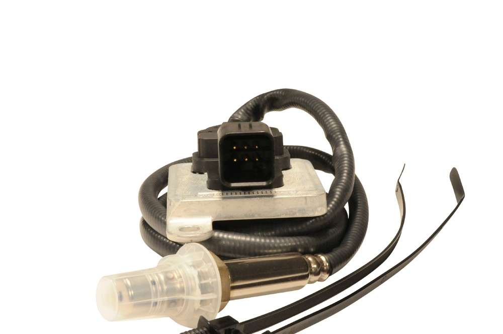 GM GENUINE PARTS - Nitrogen Oxide (NOx) Sensor (Upstream) - GMP 12671387