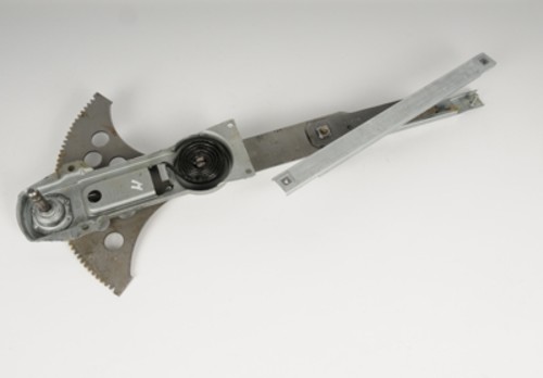ACDELCO GM ORIGINAL EQUIPMENT - Window Motor and Regulator Assembly - DCB - 16830437
