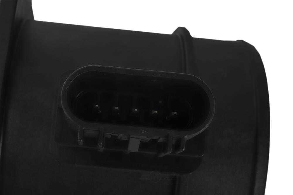 GM GENUINE PARTS - Mass Air Flow Sensor - GMP 19355501
