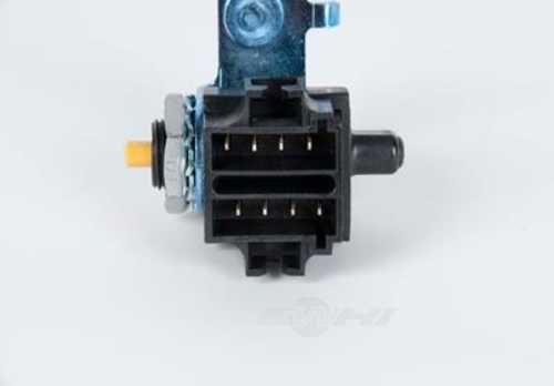 ACDELCO GM ORIGINAL EQUIPMENT - Brake Light Switch - DCB - 21020601