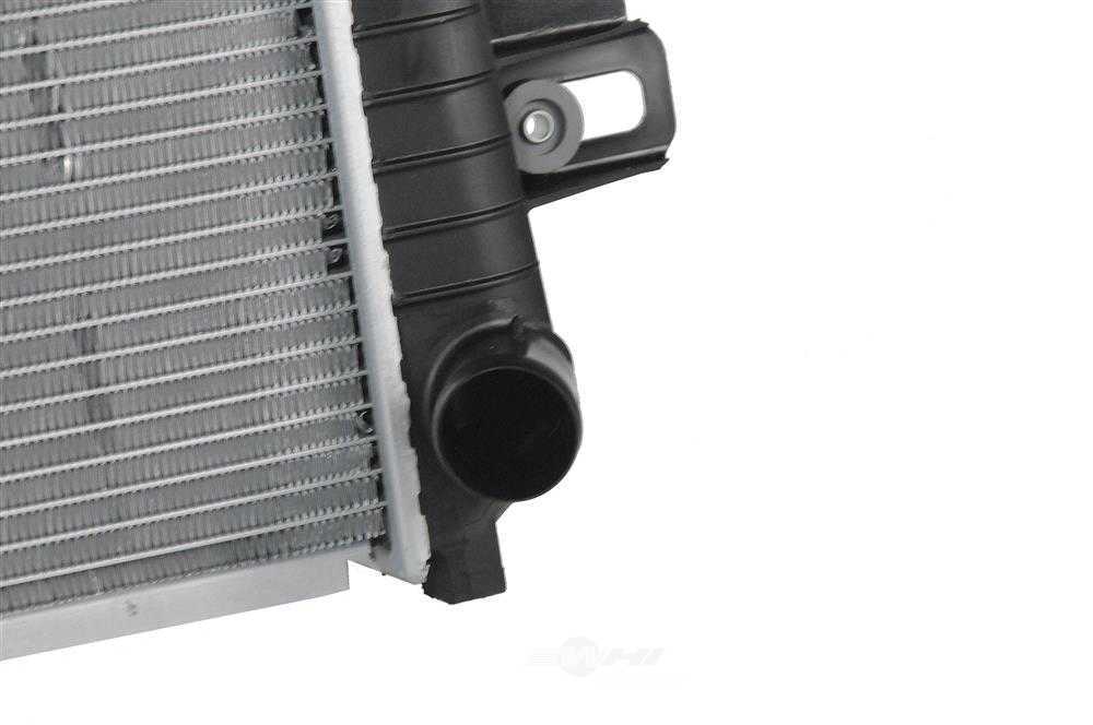 GM GENUINE PARTS - Radiator - GMP 21686