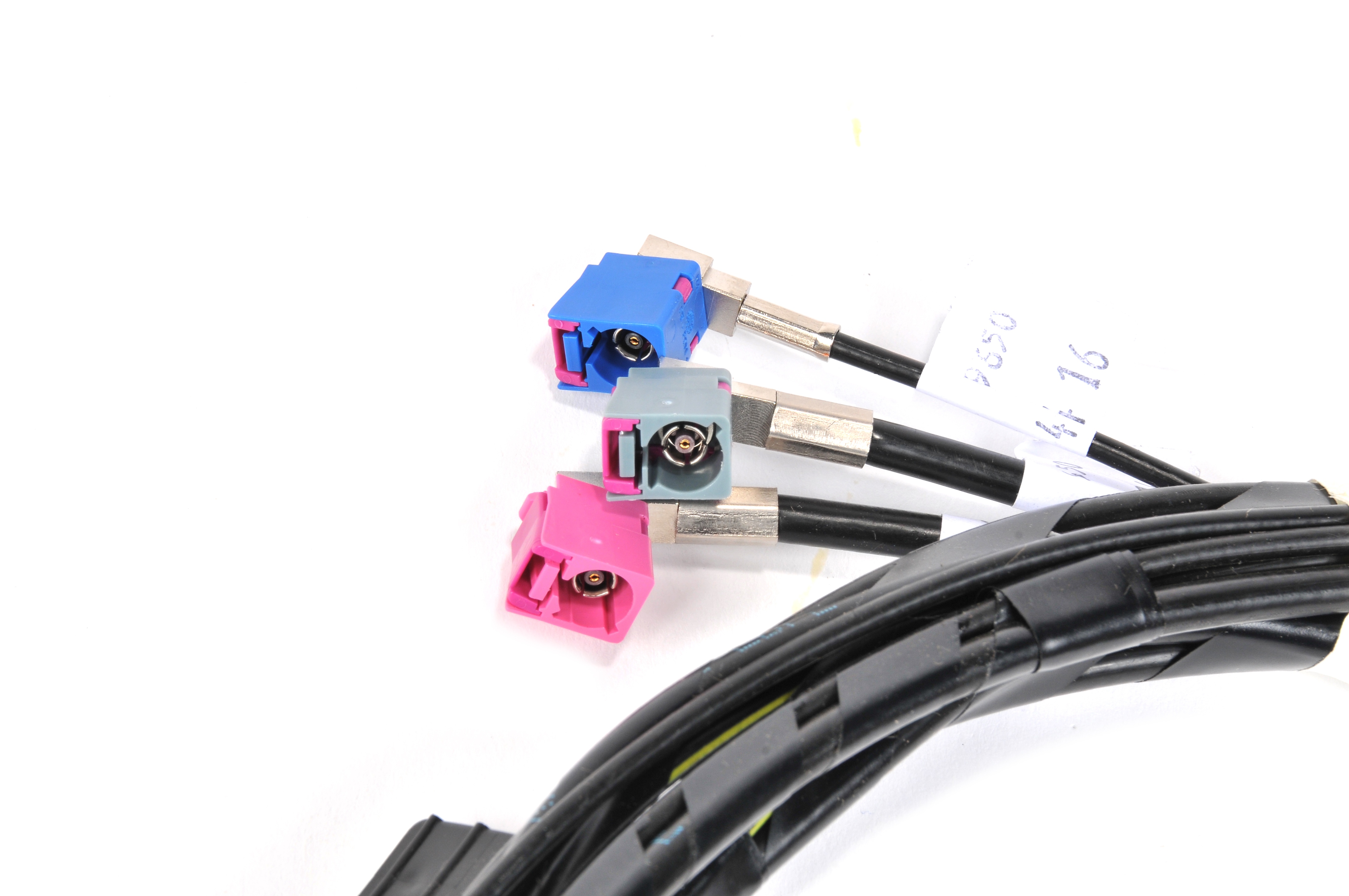 ACDELCO GM ORIGINAL EQUIPMENT - GPS Navigation System and Digital Radio Antenna Cable Kit - DCB - 84049650