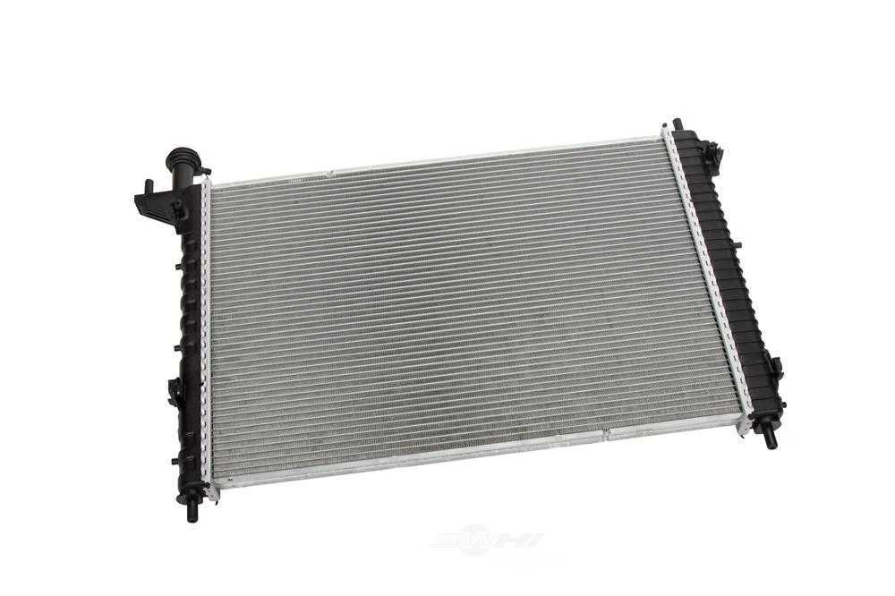 GM GENUINE PARTS - Radiator - GMP 84079536