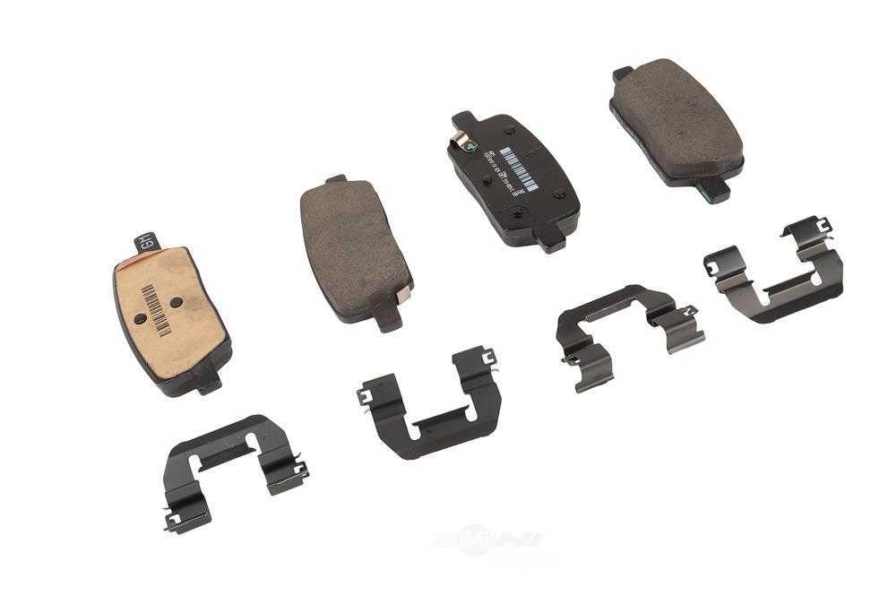 GM GENUINE PARTS - Disc Brake Pad Set (Rear) - GMP 84769879