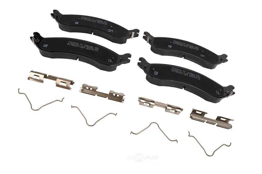GM GENUINE PARTS - Disc Brake Pad Set (Rear) - GMP 84786086
