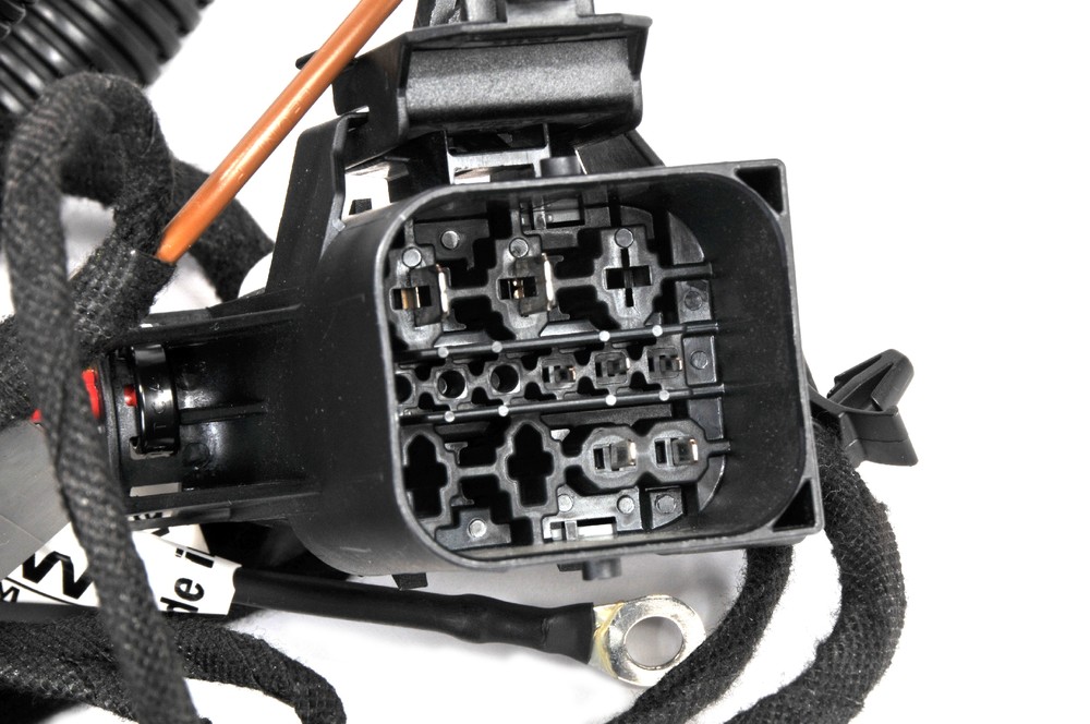 ACDELCO GM ORIGINAL EQUIPMENT - Headlight Wiring Harness - DCB - 94700649