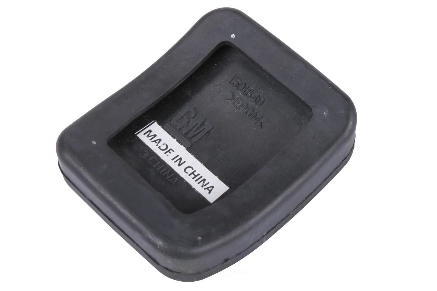 GM GENUINE PARTS - Clutch Pedal Pad - GMP 95995025