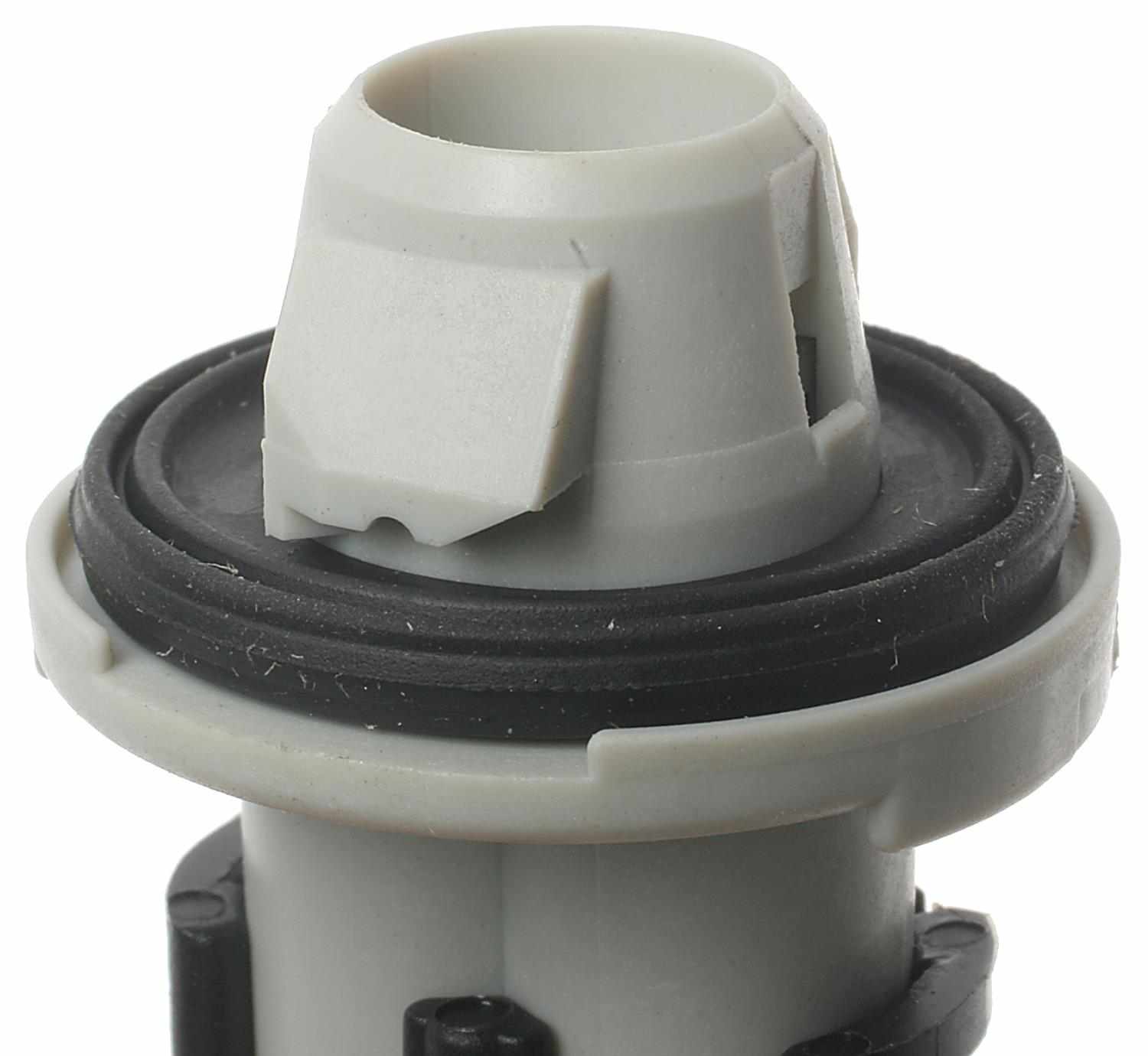 ACDELCO GOLD/PROFESSIONAL - Center High Mount Stop Light Socket - DCC LS176
