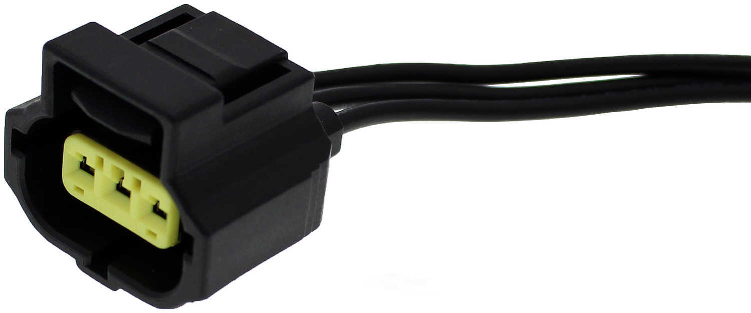 Dorman - Techoice Alternator Connector 3 Wire DRM-645-136 | Bumper