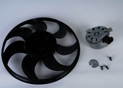 GM GENUINE PARTS - Engine Cooling Fan (Left) - GMP 15-81690