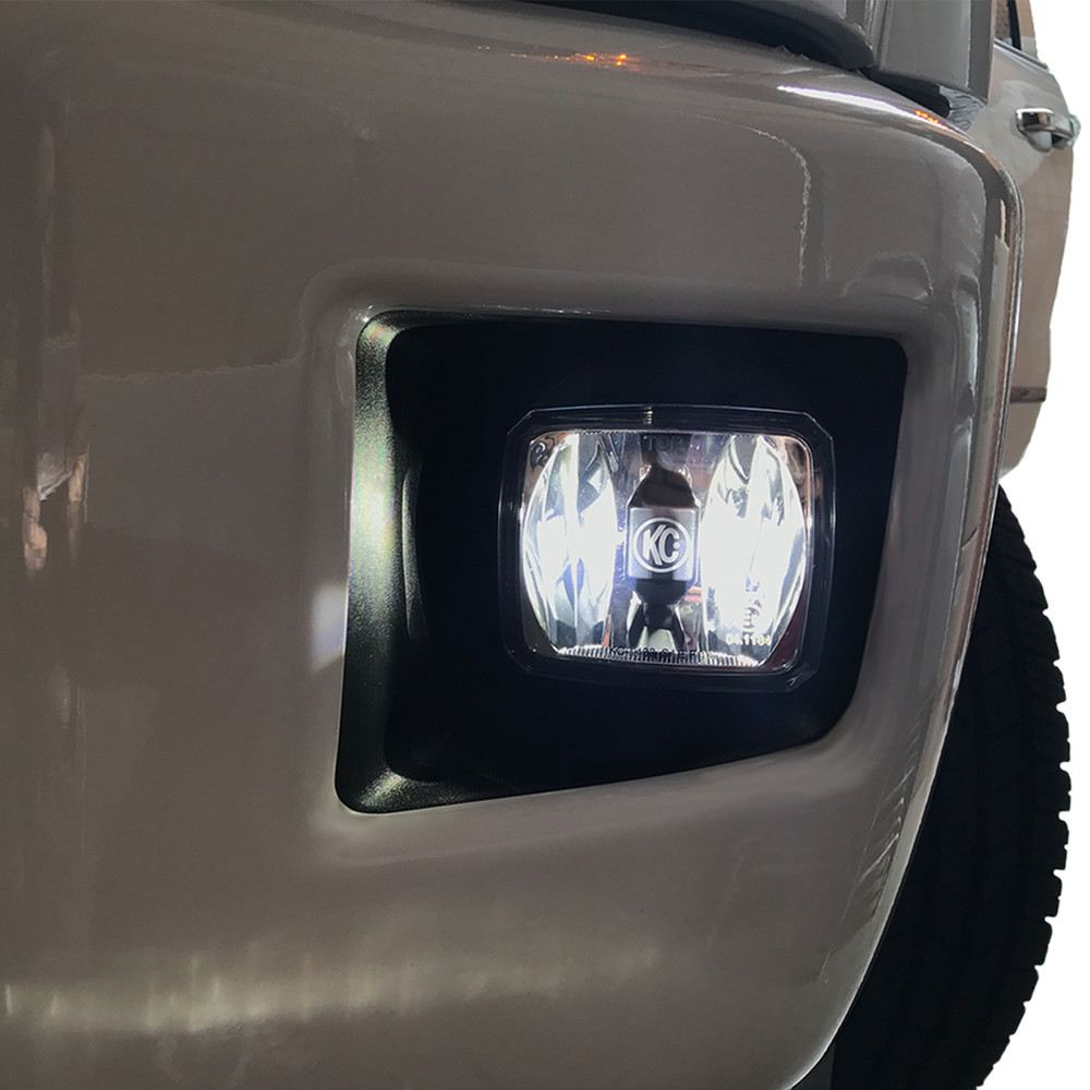 Foto de Luz de Niebla Gravity LED G34 Pair Pack System para Chevrolet Silverado 3500 HD 2017 Marca KC HILITES DRIVING LIGHT SYSTEMS Número de Parte 345
