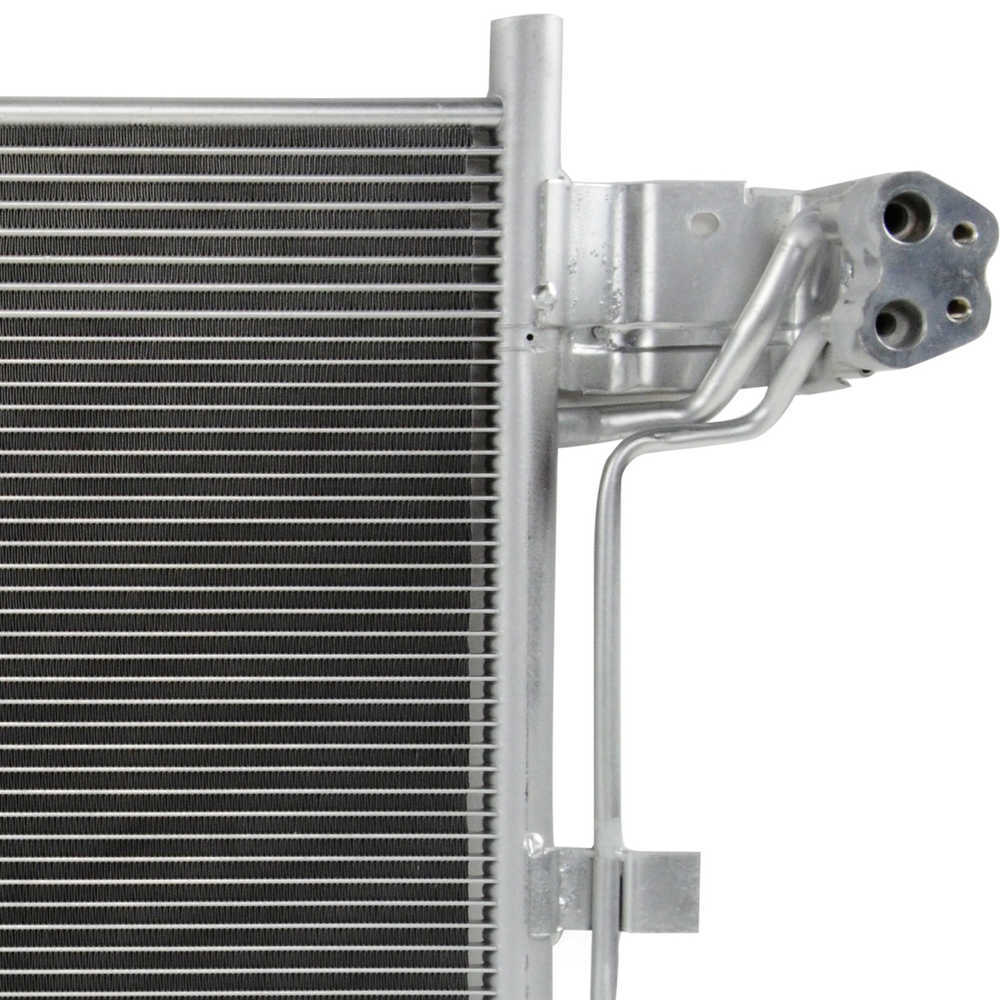 OSC - A/c Condenser - O19 3678