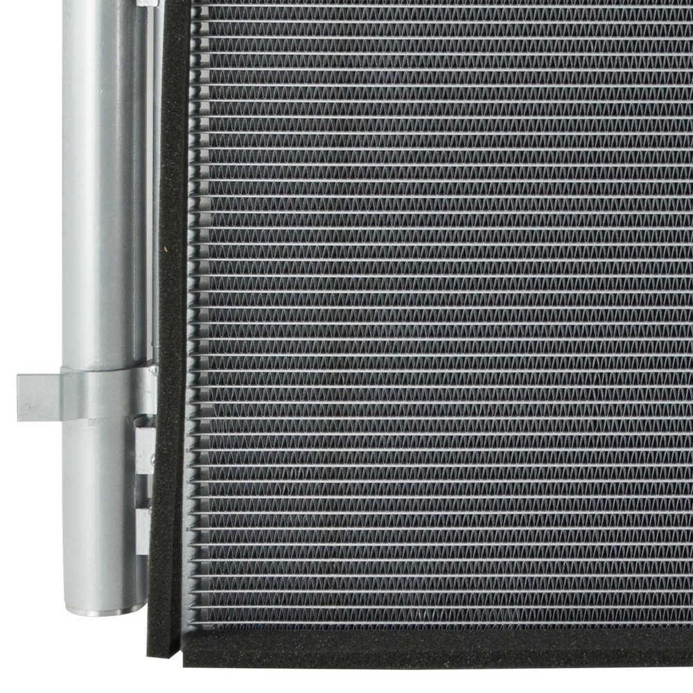 OSC - A/c Condenser - O19 3795